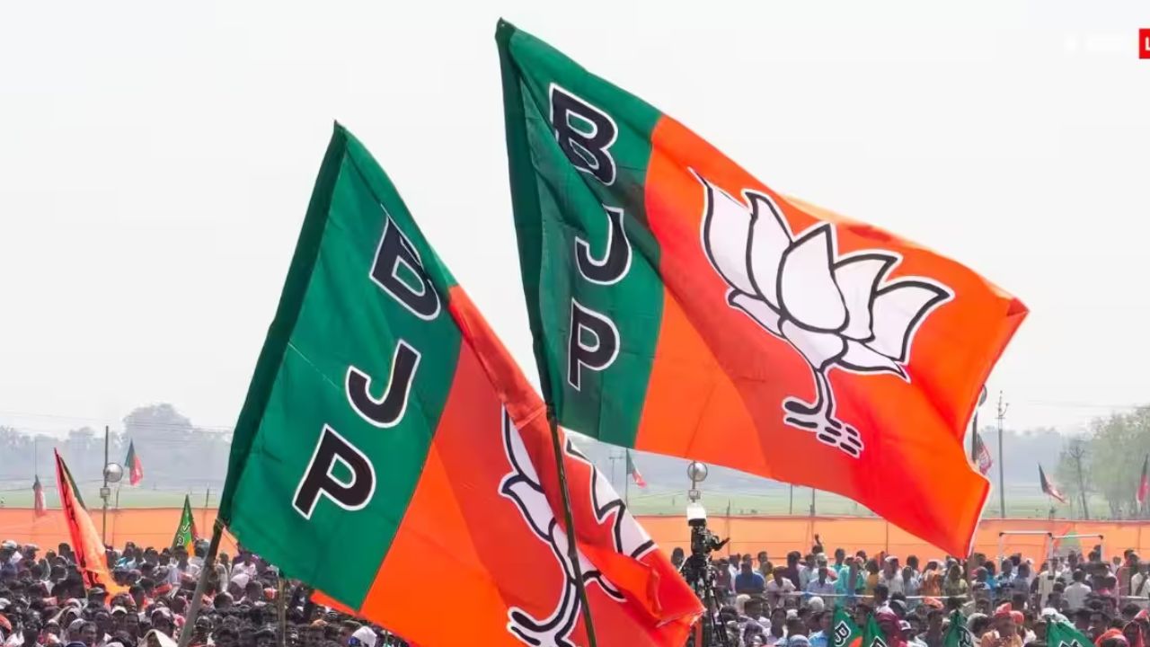 यूपी MLC चुनाव 2026 : यूपी में किसे मिला टिकट और कौन रह गया पीछे? बीजेपी ने पांच सीटों पर उम्मीदवार किए घोषित