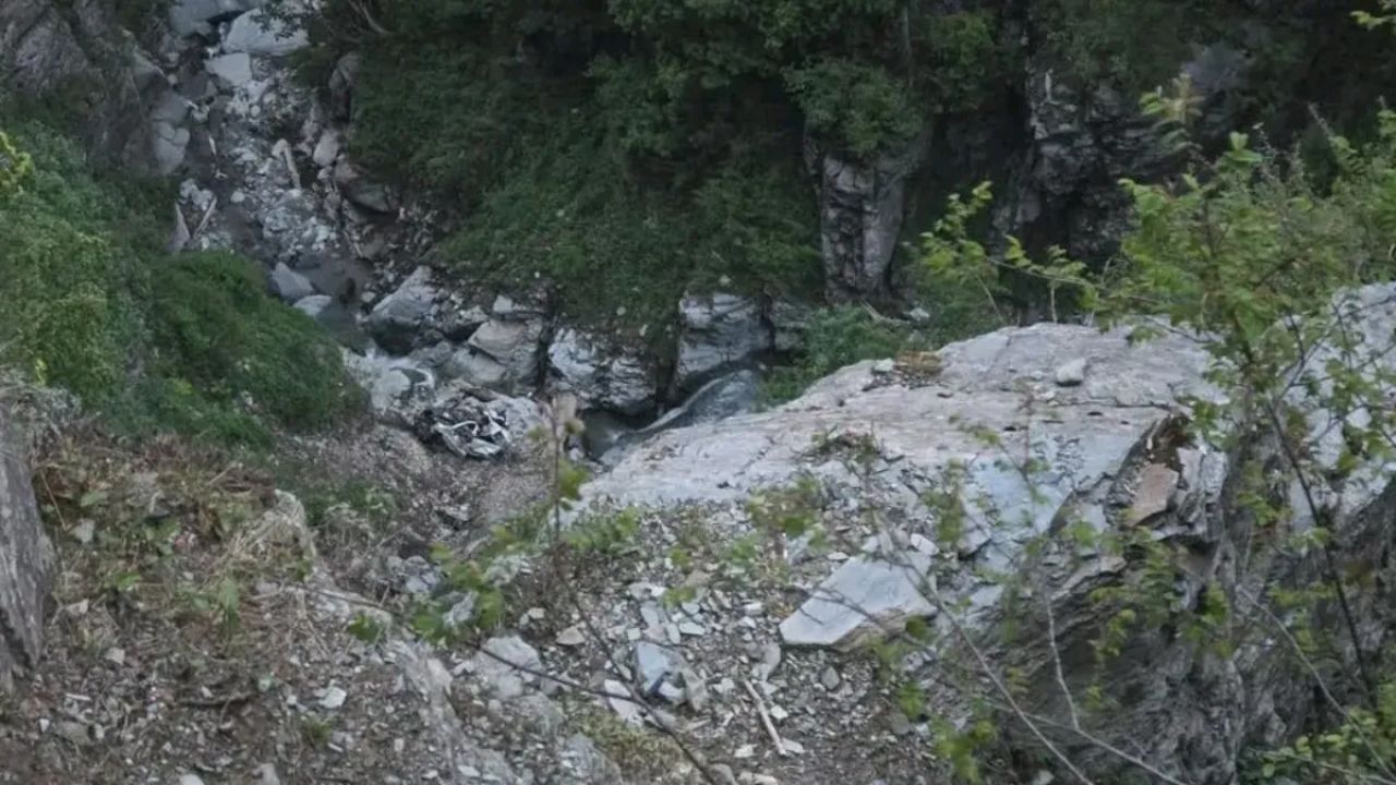 हिमाचल की खूबसूरत वादियों में छिपा था काल, गुम हो गई 8 जिंदगियां