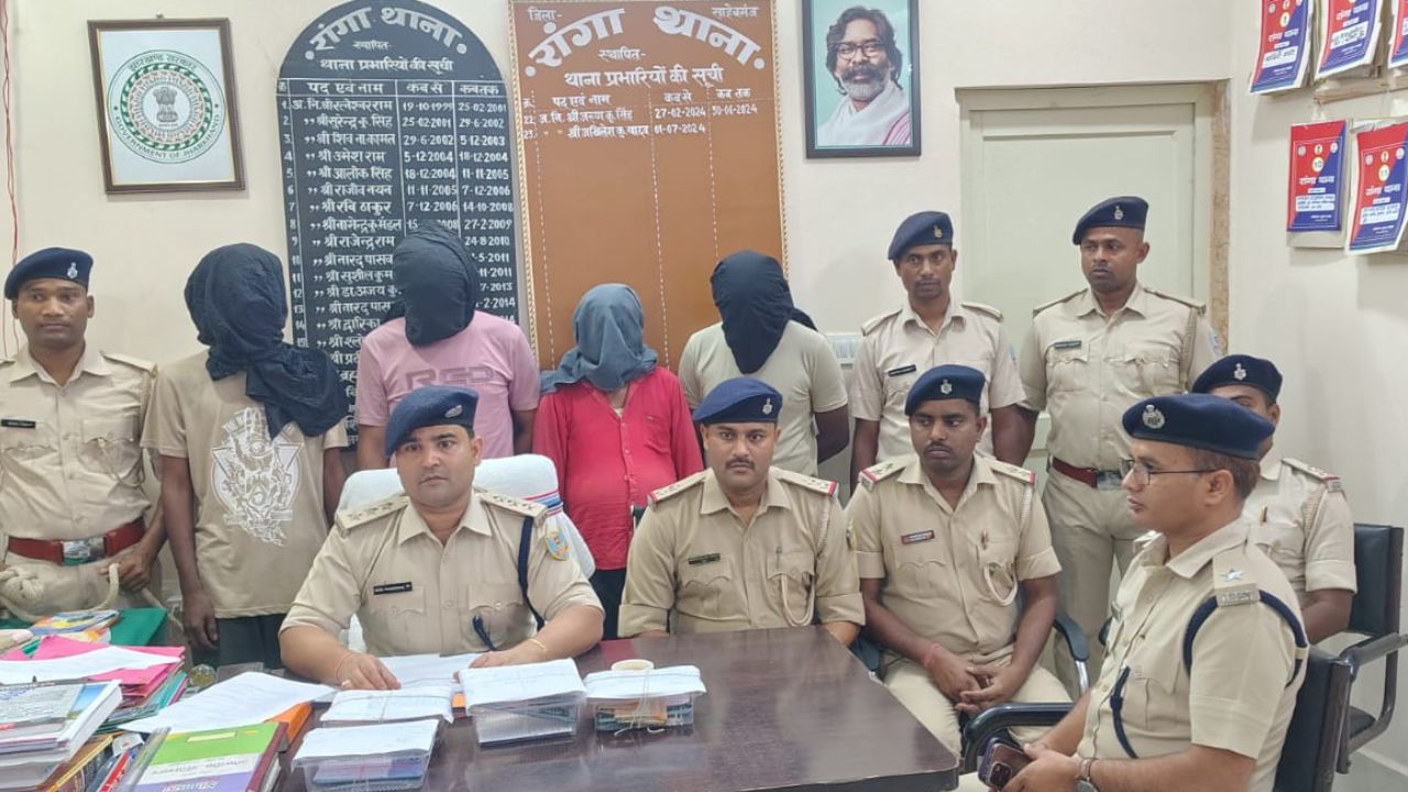 साहिबगंज में जंगल के पास चल रही ब्राउन शुगर डील पर पुलिस का वार, करोड़ों की सप्लाई का खुलासा