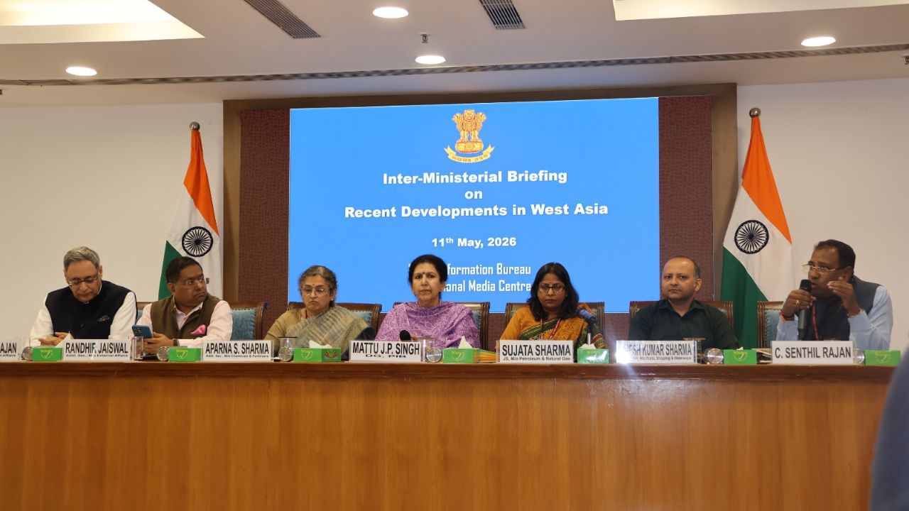 DN Exclusive: सरकारी यात्राओं में Fuel Austerity Strategy पर पेट्रोलियम मंत्रालय का बड़ा बयान