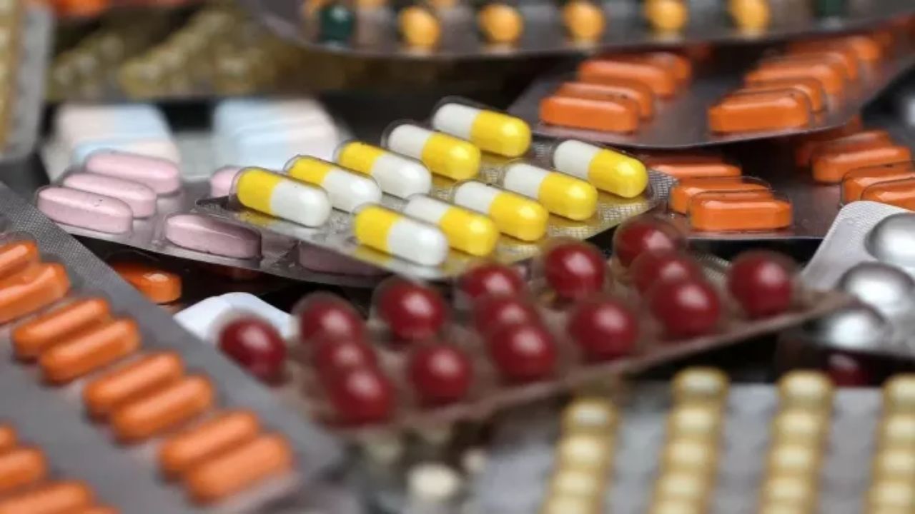 Aligarh Fake Medicine Racket: नामी ब्रांड के नाम पर जहर का कारोबार! 4 जिलों की टीम ने खोला बड़ा राज