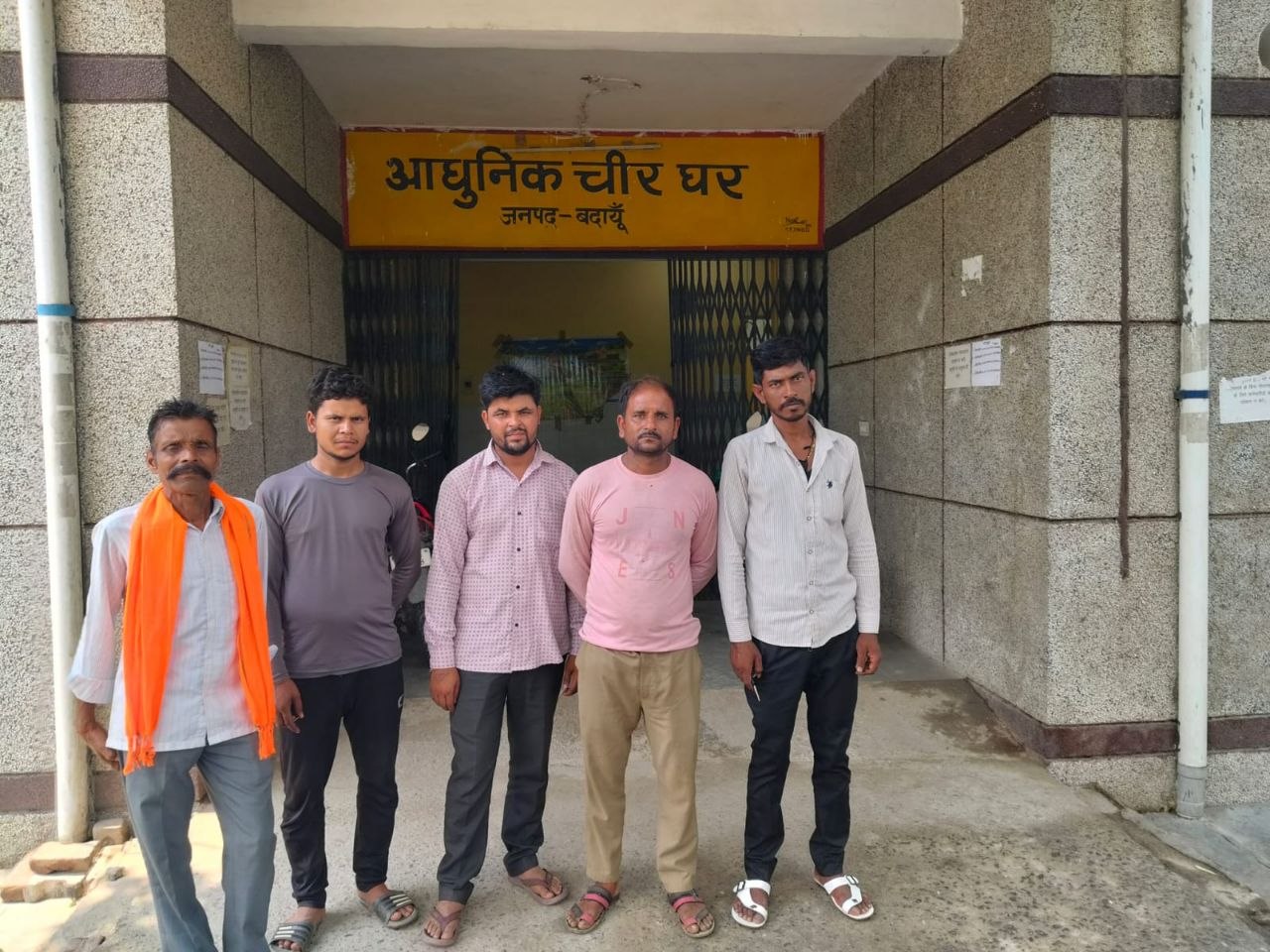 UP News: यूपी में जहरीली शराब का कहर जारी, बदायूं में किसान की मौत