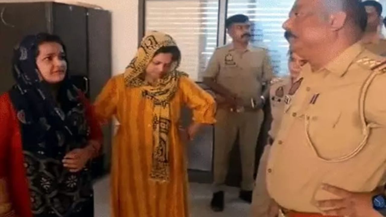 कानपुर में होटल के कमरे में युवक ने दी जान, फंदे पर लटका मिला शव