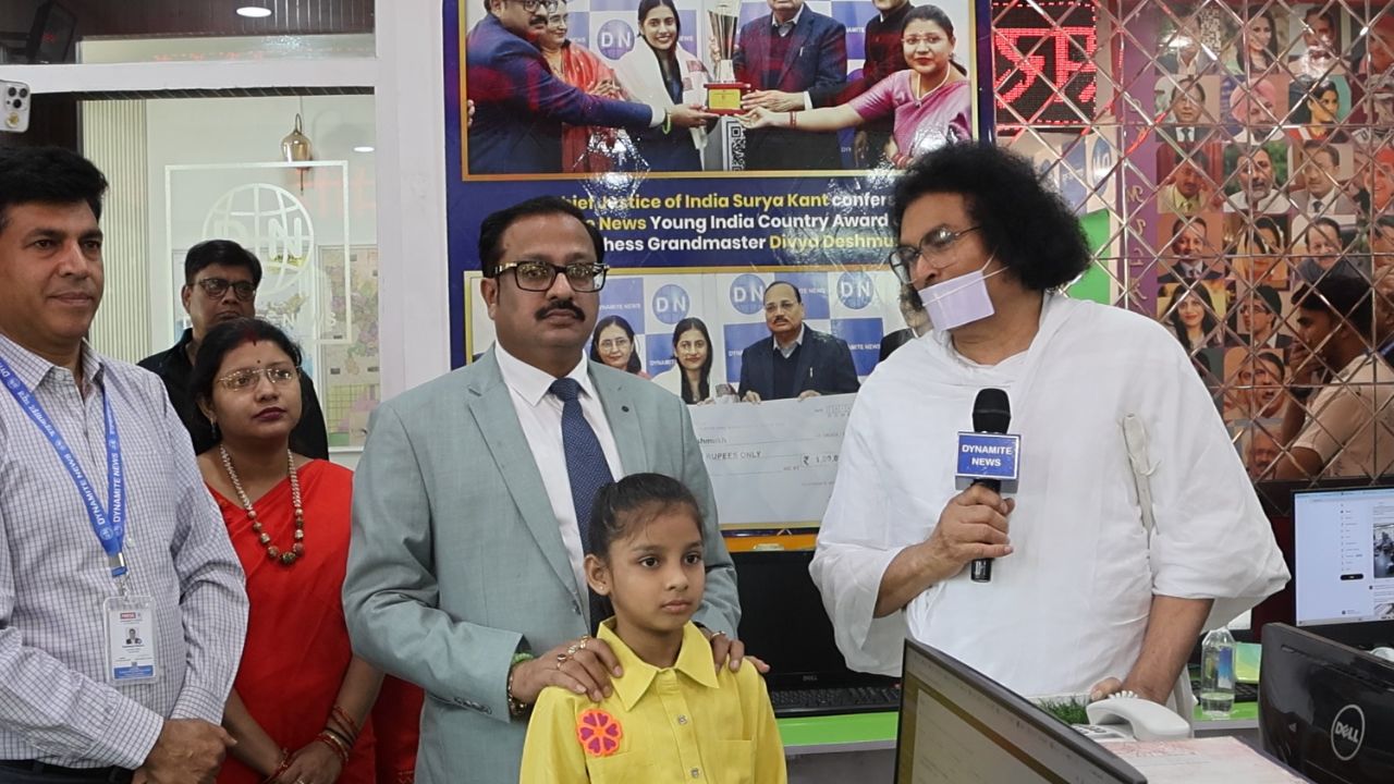 दुनिया को बदलने से पहले इंसान को बदलना होगा-आचार्य लोकेश मुनि
