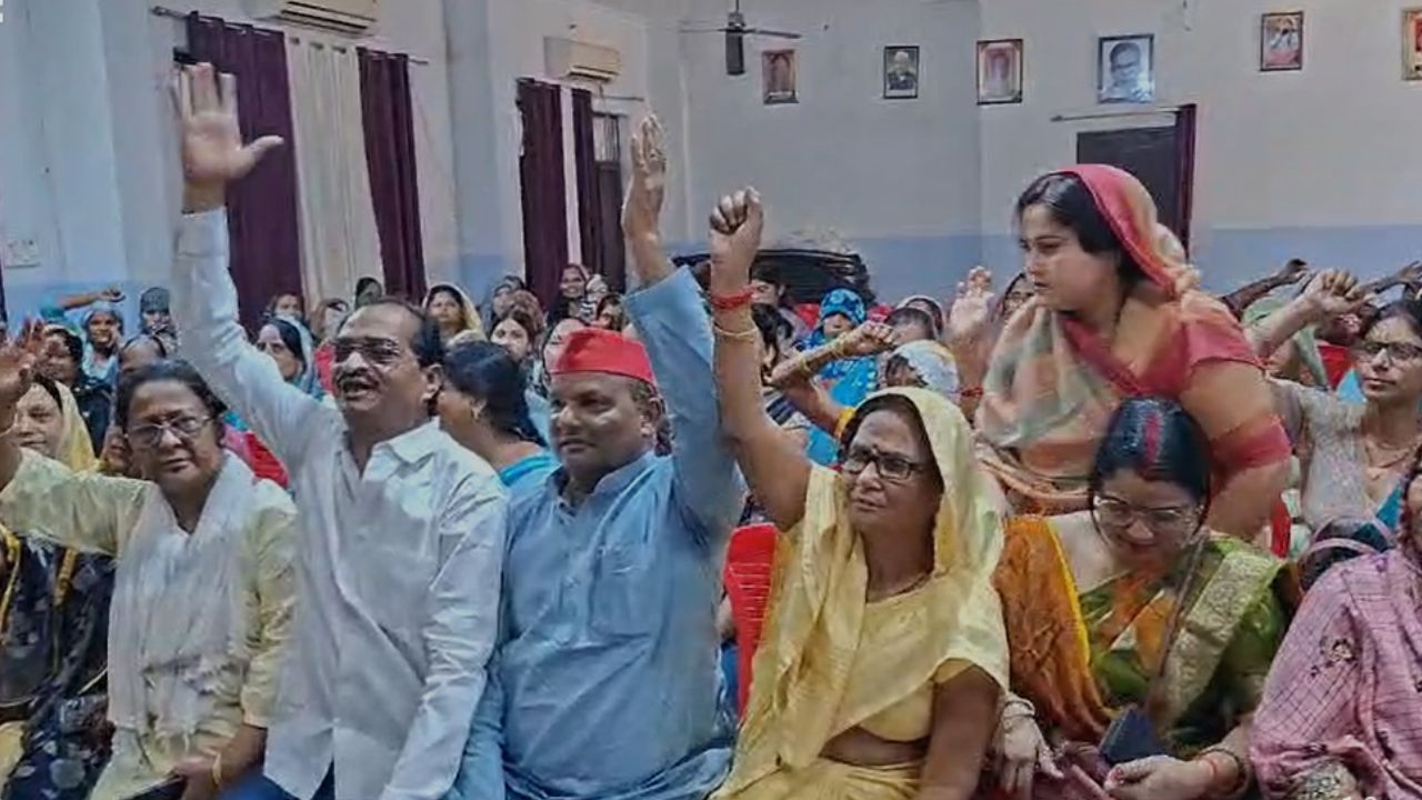 महिलाओं के सम्मान में सपा का कार्यक्रम, मैनपुरी में मातृ दिवस पर बड़ा आयोजन