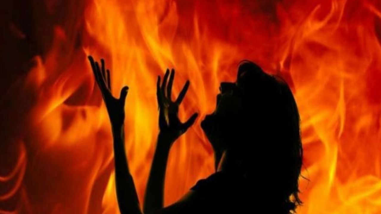 Dynamite News Exclusive: दहेज की आग में जलती बेटियां अब नहीं सुरक्षित? डेढ़ साल, 17 मौतें, कई सवाल