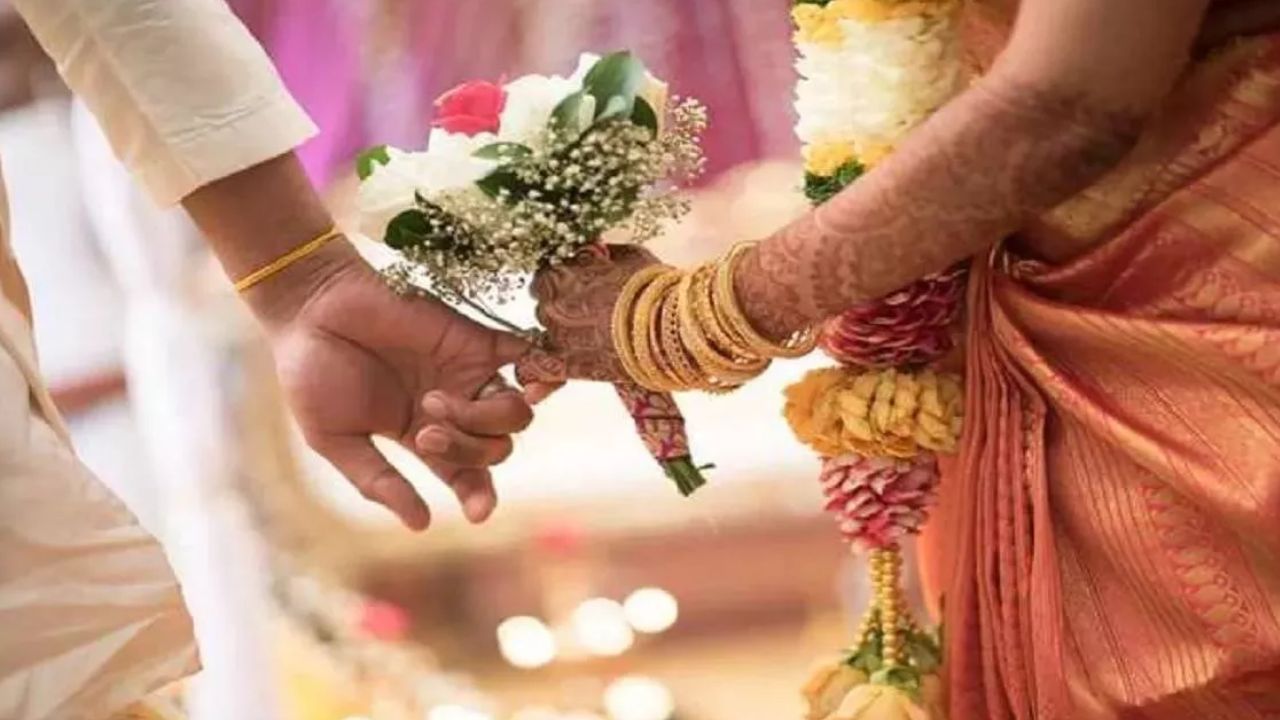 ग्रेटर नोएडा में सोनिका की मौत : लव मैरिज के 12 साल बाद ऐसा क्या हुआ? जो दुनिया से बोल दिया अलविदा, दहेज हत्या…