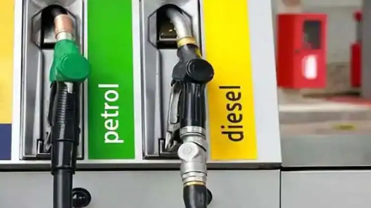पेट्रोल-डीजल के दामों ने तोड़ी जनता की कमर! एक रात में बढ़े इतने रुपये कि हर सफर पड़ेगा भारी, जानें बड़े शहरों का रेट