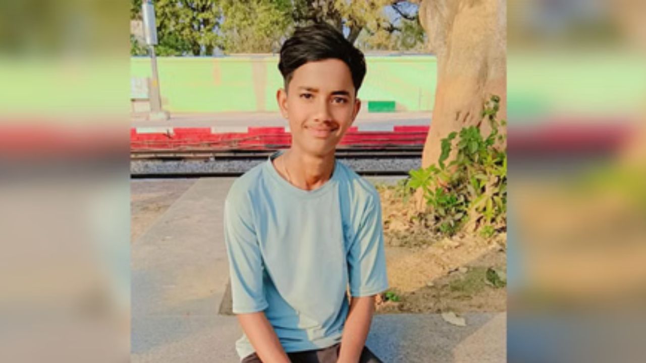 चेहरा रुमाल से बंधा… शरीर पर चोट, प्रयागराज में रेलवे स्टेशन के पास झाड़ियों में मिला किशोर का शव