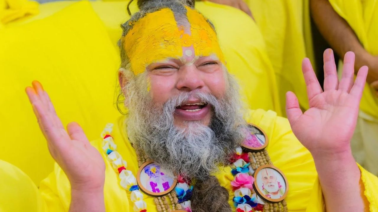 Premanand Maharaj: मैं मिलूं या न मिलू…आखिर प्रेमानंद महाराज ने ऐसा क्यों कहा? जानें भावुक अपील