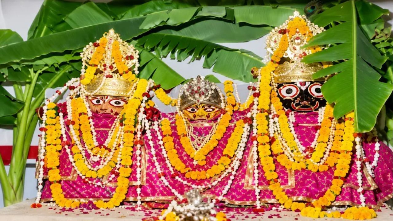 200 KG आमरस भोग लगते ही बीमार हो गए भगवान! मिला 14 दिन का सिक लीव, परंपरा सुन रह जाएंगे हैरान