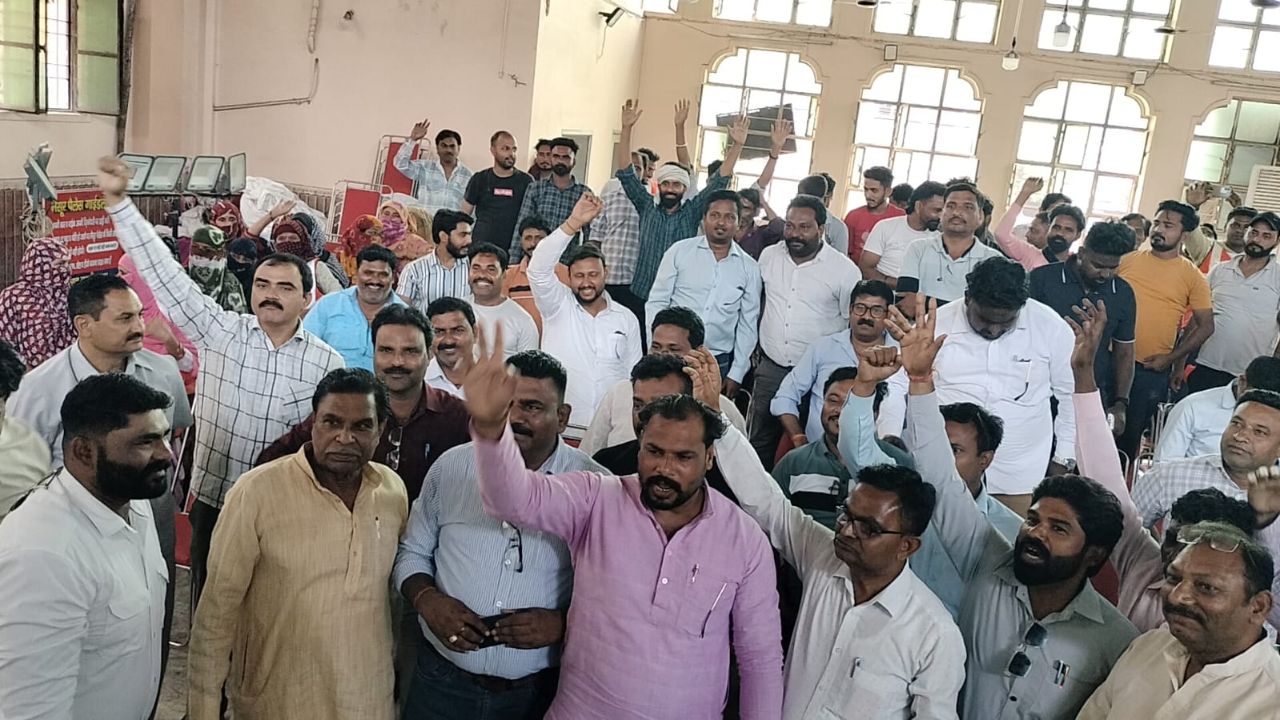 सहारनपुर में सफाई व्यवस्था पर संकट! प्राइवेट कंपनी के विरोध में कर्मचारियों ने दी हड़ताल की चेतावनी