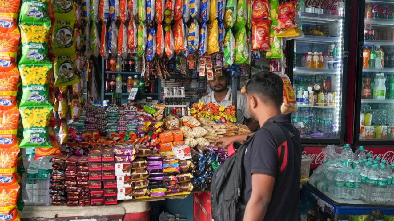 पेट्रोल-डीजल के बाद अब ये चीजें होंगी महंगी, देखें ऑनलाइन डिलीवरी से लेकर और किन चीजों के बढ़ेंगे दाम?