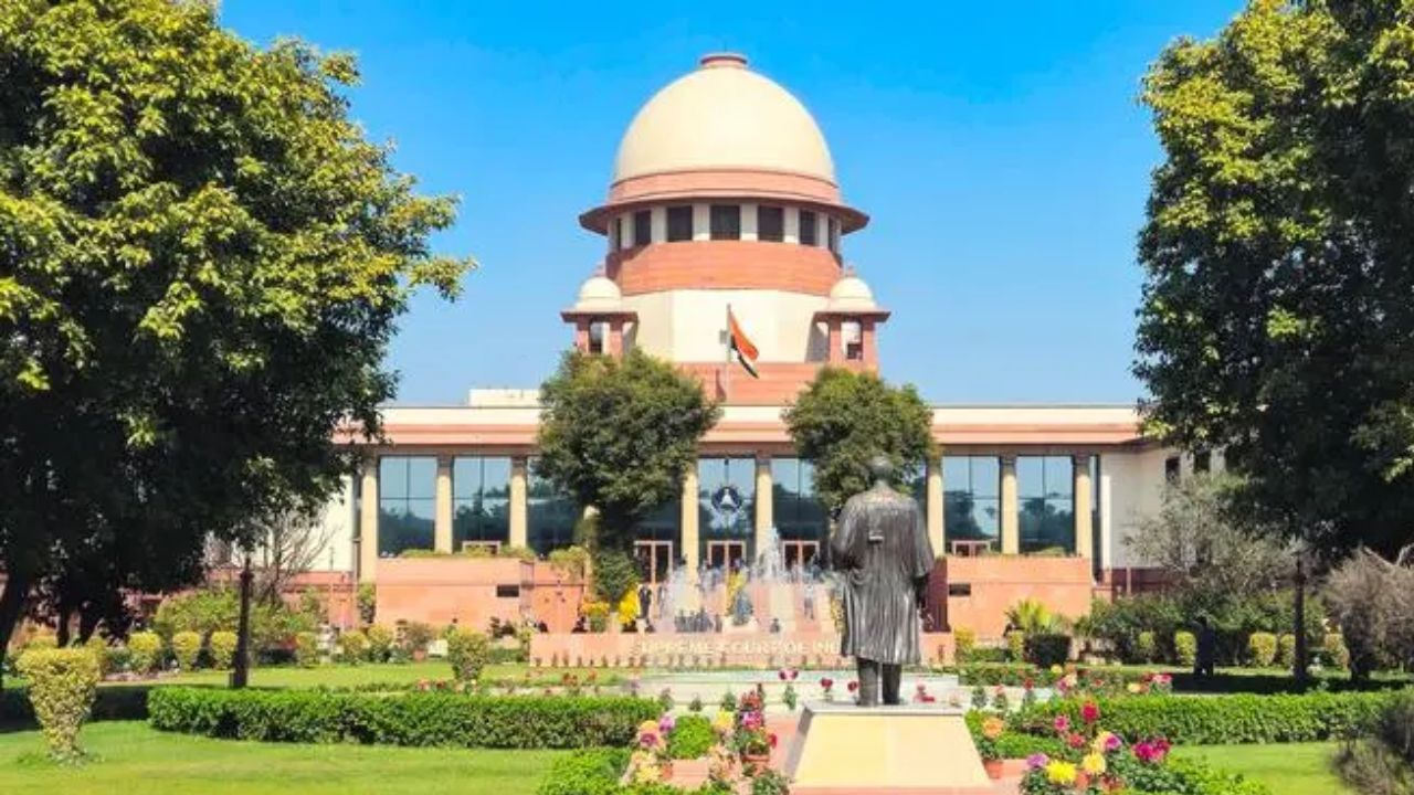 SC का बड़ा फैसला: चुनाव आयोग की नियुक्ति पर कोई रोक नहीं, TMC को झटका