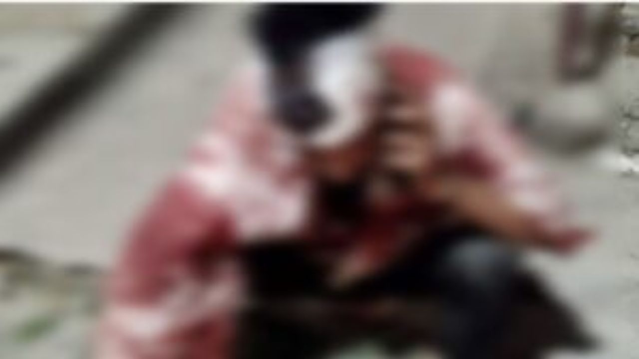 Kanpur Dehat: घरेलू विवाद ने लिया हिंसक रूप, लाठी-डंडे और कुल्हाड़ी से हमला