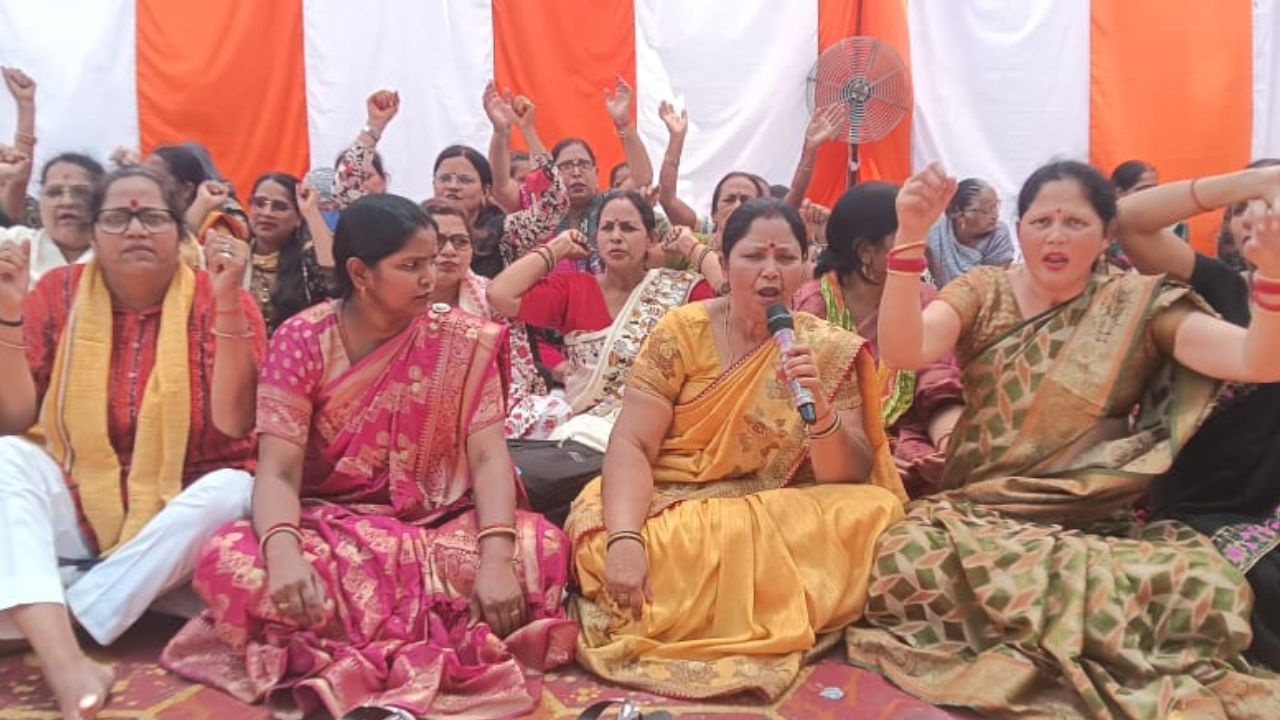 बदायूं में महिला आरक्षण को लेकर हंगामा