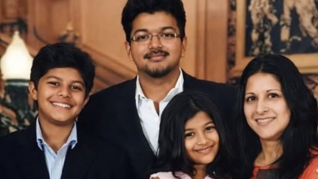vijay family