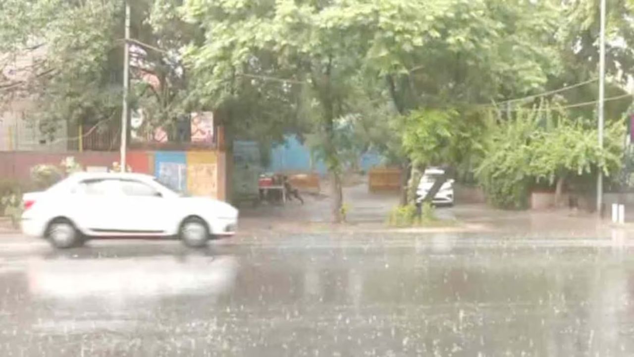 Weather Update: दिल्ली-एनसीआर में बदला मौसम, जानिए यूपी-हरियाणा में वैदर का हाल