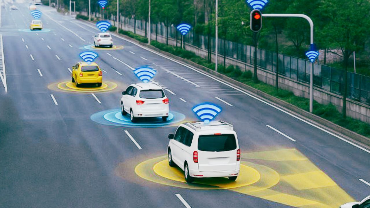 New Delhi: भारत में V2X टेक्नोलॉजी से सड़क सुरक्षा में क्रांतिकारी बदलाव!