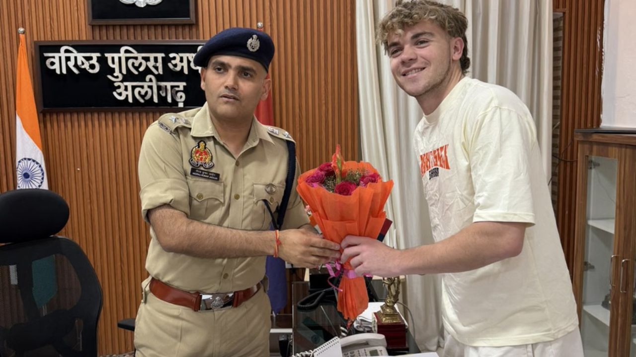 UP Police के मुरीद हुए Australian YouTubers जेक; IPL के मैच में हुआ था ये हादसा