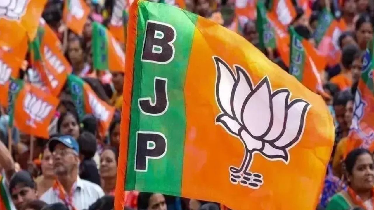 कौन हैं राजूभाई शुक्ला और मुकेशभाई राठवा जिन्हें भाजपा ने गुजरात से बनाया राज्यसभा उम्मीदवार