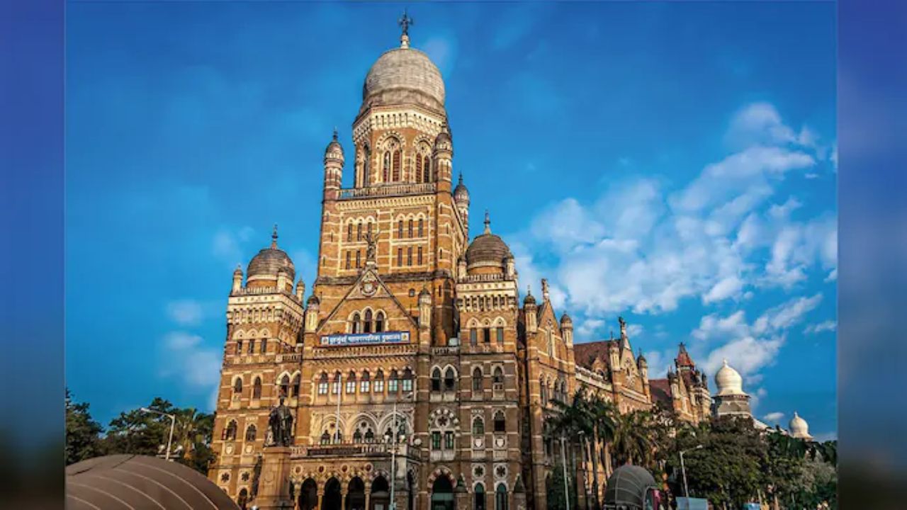 मुंबई होटल-रेस्तरां फायर सेफ्टी नियम सख्त, BMC का बड़ा एक्शन: बिजली-पानी कनेक्शन कटेगा