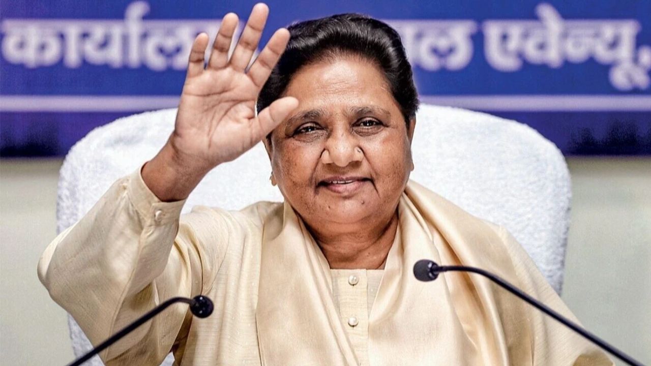 DN Exclusive: मायावती पुराने कद्दावर नेताओं की कराएंगी घर वापसी?