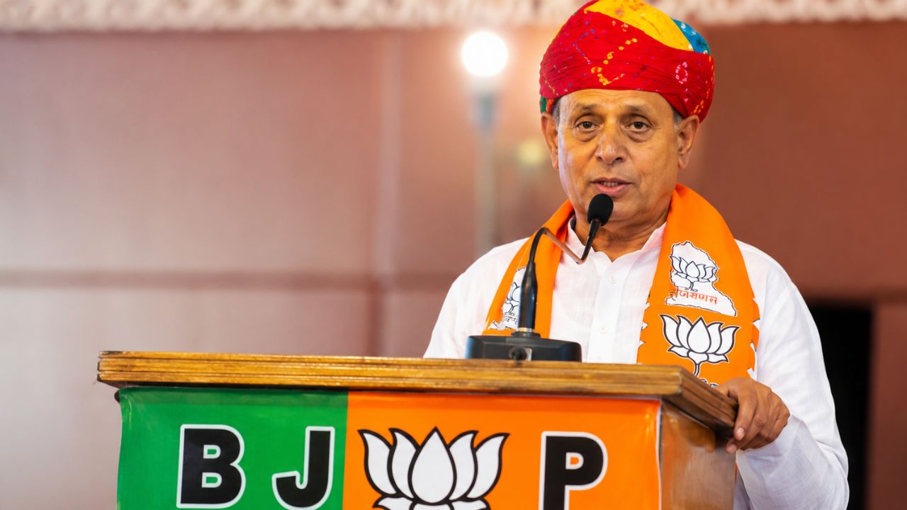 केंद्रीय कृषि राज्य मंत्री ने खीरे की खेती के नाम पर ली 99 लाख की सब्सिडी, बोले-मैंने कुछ नहीं छिपाया