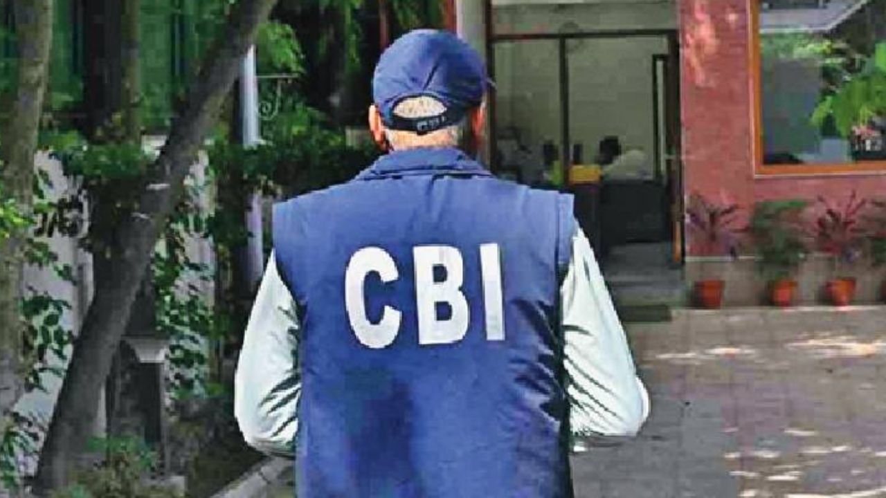 नोएडा की एक्ट्रेस ट्विशा शर्मा मौत मामले में CBI का बड़ा एक्शन, सहेलियों और नए गवाह उठाएंगे सच्चाई से पर्दा, पढ़ें ताजा अपडेट