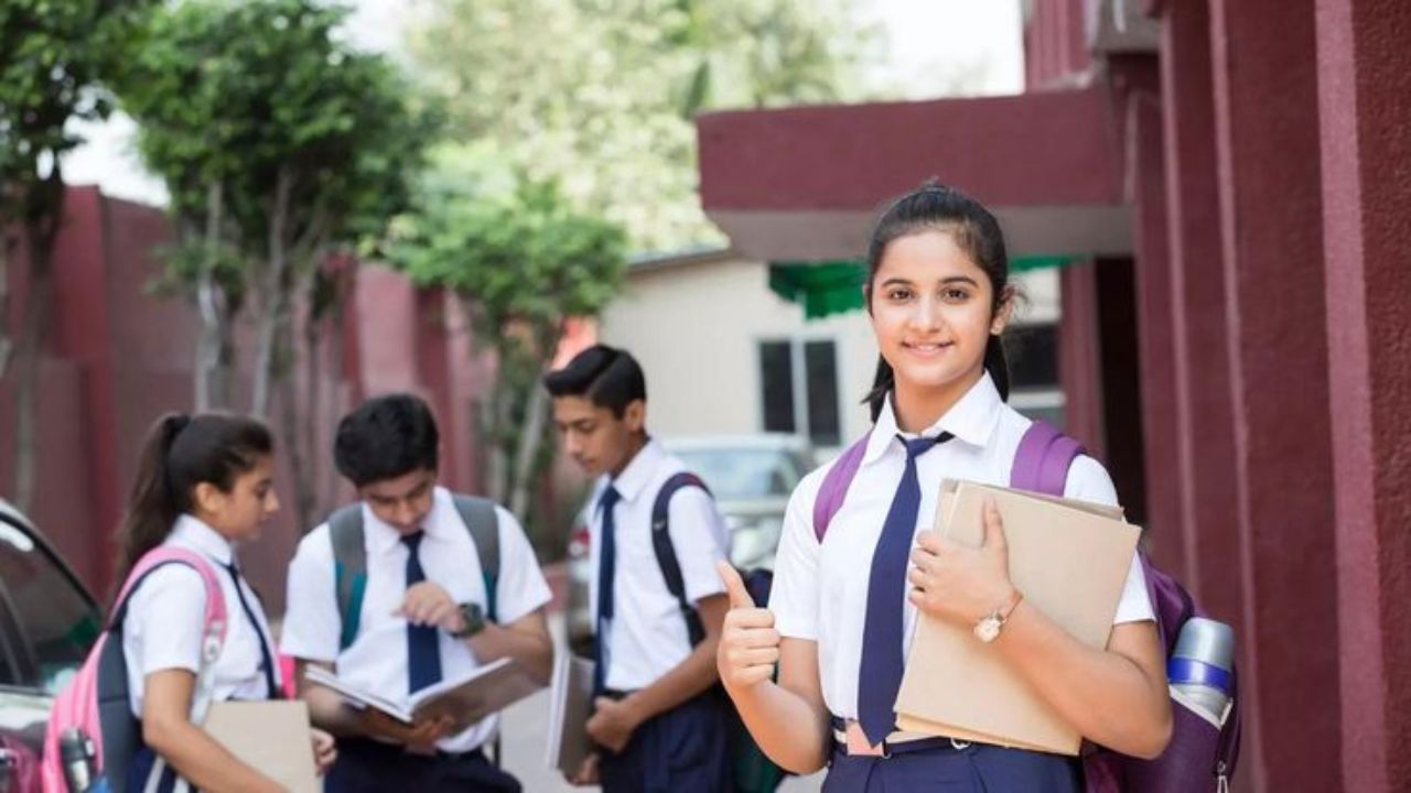 CBSE री-इवैल्यूएशन रिजल्ट पर नया अपडेट, अटके हुए डेढ़ लाख छात्रों के रिजल्ट कभी हो सकते हैं जारी, जानें चेक करने के सही तरीका