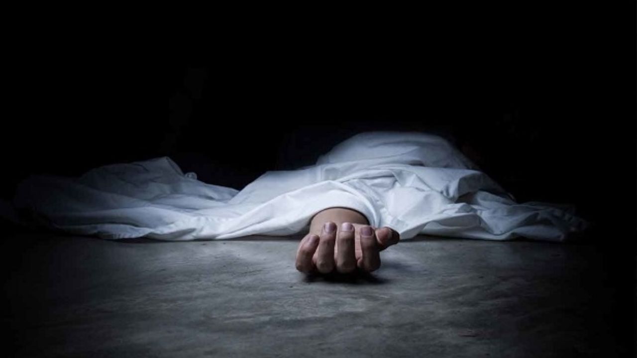 चंदौली में पलभर में उजड़ गईं दो हंसती-खेलती जिंदगियां, बिजली गिरने से महिला और 12 साल की बच्ची की दर्दनाक मौत