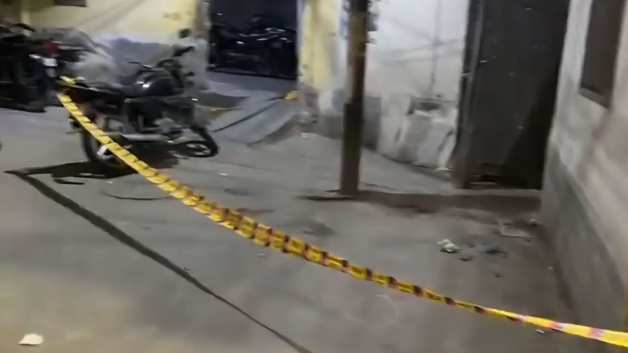 दक्षिण दिल्ली के लाडो सराय में बदमाशों ने ताबड़तोड़ हवाई फायरिंग कर मचाई सनसनी, इलाके में दहशत