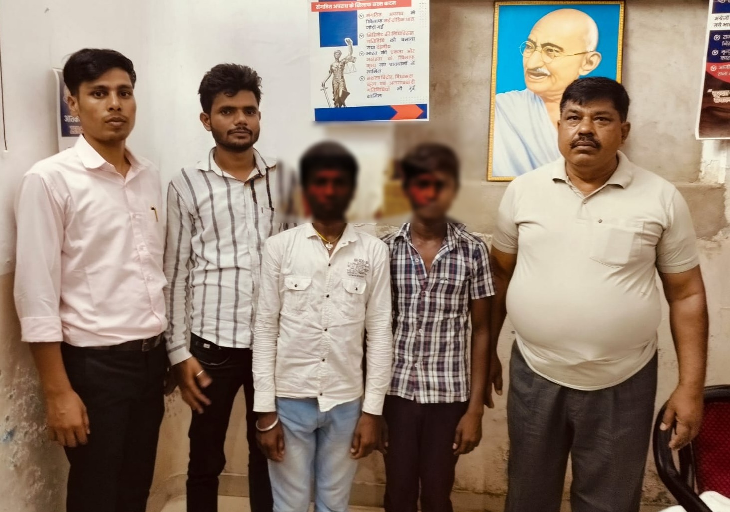 Gorakhpur: देवरिया बाईपास पर बाल श्रम का भंडाफोड़, पुलिस ने दो मासूमों को कराया मुक्त