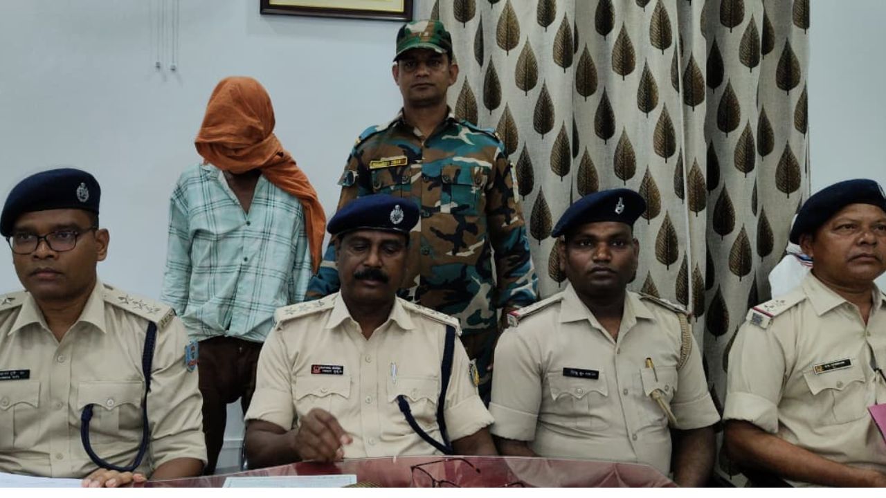 जंगल में सड़ता मिला युवक का शव, गांव के विवाद से खुली हत्या की परतें; आरोपी ने पूछताछ में उगला राज