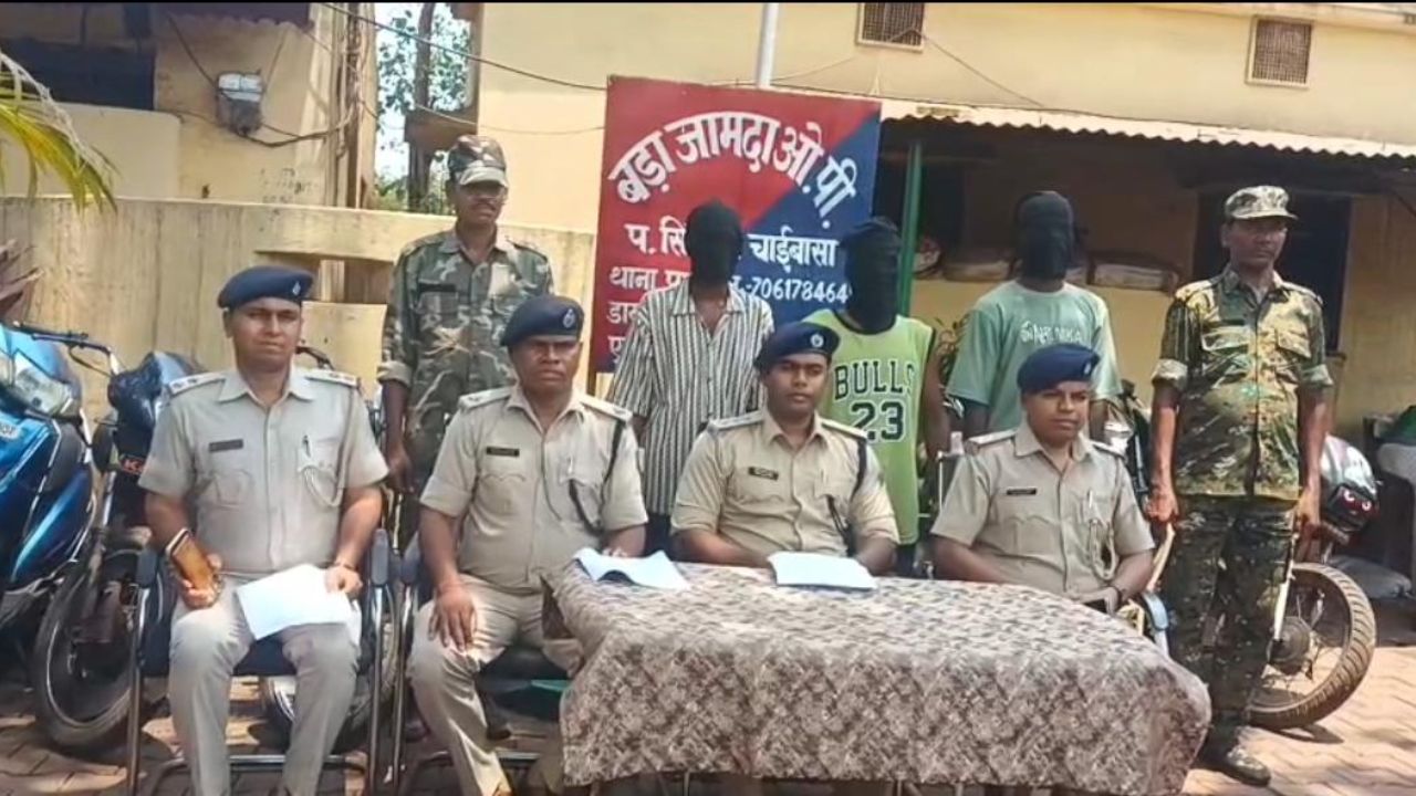 पुलिस की पूछताछ में यह बात सामने आई है कि यह गैंग भीड़भाड़ वाले बाजारों और अस्पतालों के बाहर से महज कुछ सेकेंडों में मास्टर चाबी का इस्तेमाल कर गाड़ियां उड़ा लेता था। चोरी के तुरंत बाद ये लोग गाड़ियों की असली नंबर प्लेट को उखाड़कर फेंक देते थे और फर्जी नंबर प्लेट लगा देते थे, ताकि पुलिस की चेकिंग से बचा जा सके। पुलिस अब इस गिरोह से जुड़े उन कबाड़ियों और खरीदारों की भी तलाश कर रही है, जो इन चोरी की गाड़ियों के पार्ट्स को खपाने में इनकी मदद करते थे।