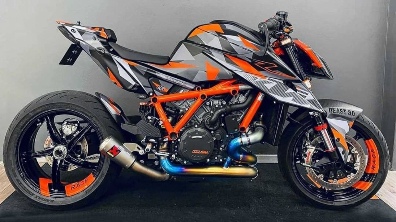 नई KTM 790 Duke में ऐसा क्या बदला… जिसे देखकर बाइक प्रेमी इसके लॉन्च का कर रहे इंतजार?