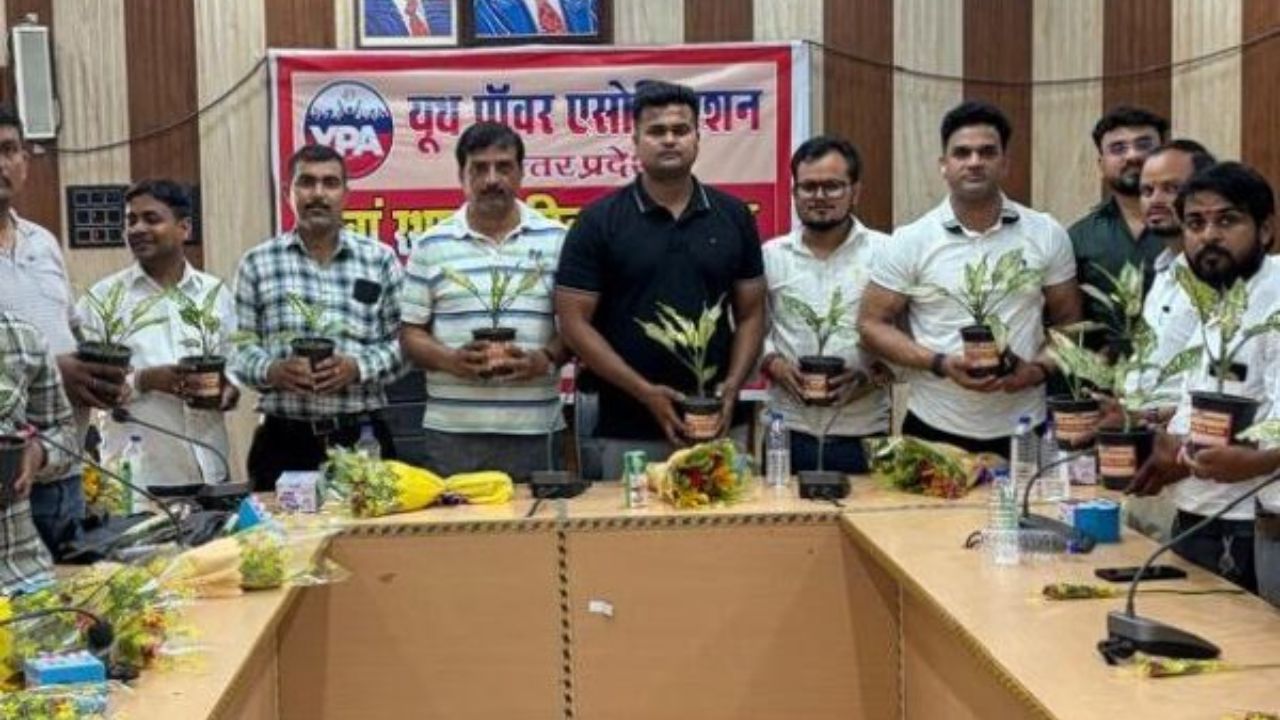 महराजगंज में यूथ पॉवर एसोसिएशन ने मनाया 7वां स्थापना दिवस, युवाओं के विकास का लिया संकल्प