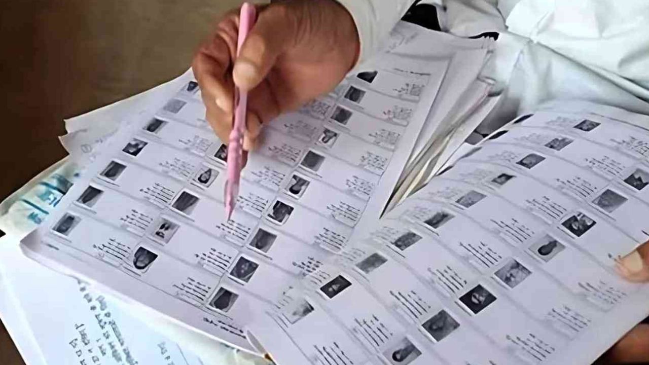 महराजगंज में पंचायत चुनाव का बिगुल, 19.50 लाख मतदाताओं की अंतिम सूची जारी