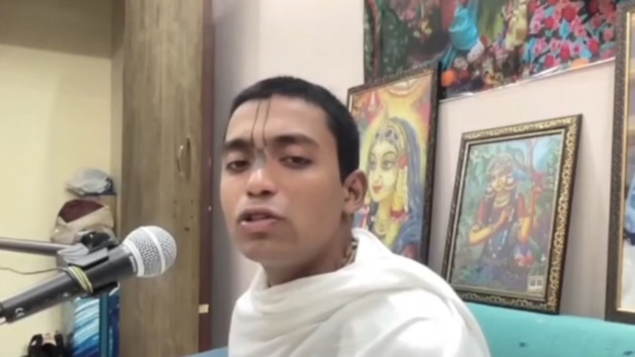 UP: भक्ति की आड़ में ‘नेटवर्क’ का खुलासा, IITian बाबा पर गंभीर आरोप; लैपटॉप से मिल सकते हैं बड़े सबूत