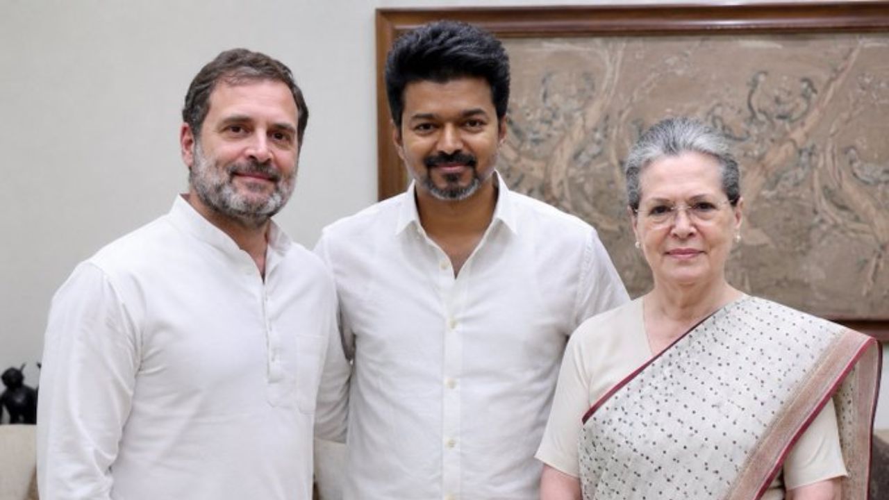 Congress Strategy: यूपी फतह के लिए राहुल गांधी अपनाएंगे विजय का फॉर्मूला, कोटा के बाद अब प्रयागराज में सजेगी युवाओं की महफिल