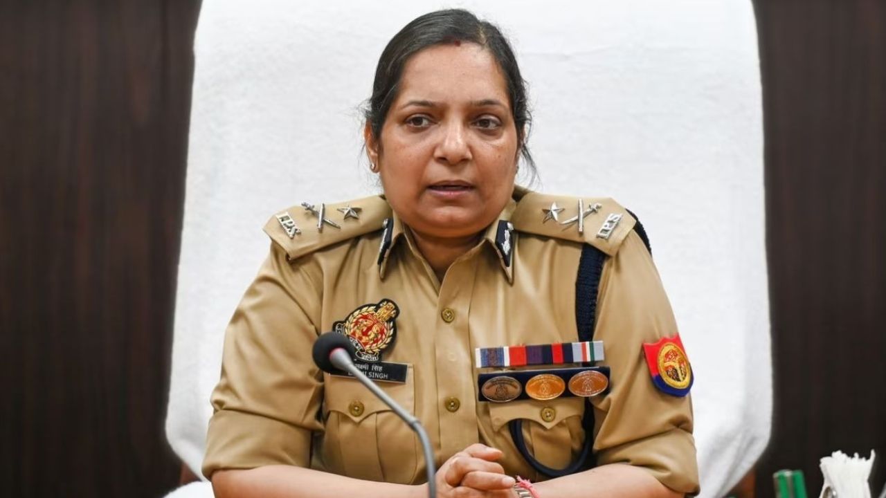 नोएडा पुलिस कमिश्नर लक्ष्मी सिंह का अपराधियों के खिलाफ बड़ा एक्शन, साढ़े तीन सालों में 340 करोड़ की प्रॉपर्टी जब्त