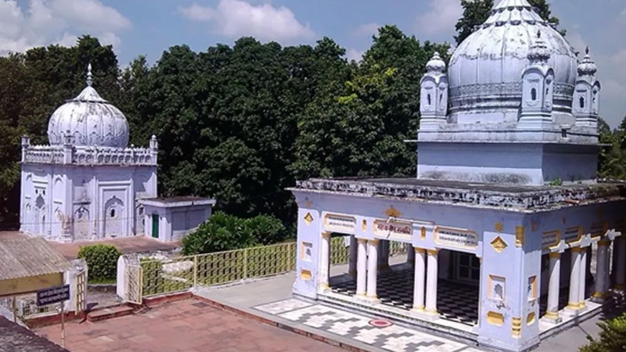 इंस्टाग्राम अकाउंट से रचा गया बदनामी का घिनौना चक्रव्यूह, संतकबीरनगर की बहू न्याय के लिए दर-दर भटकने को मजबूर