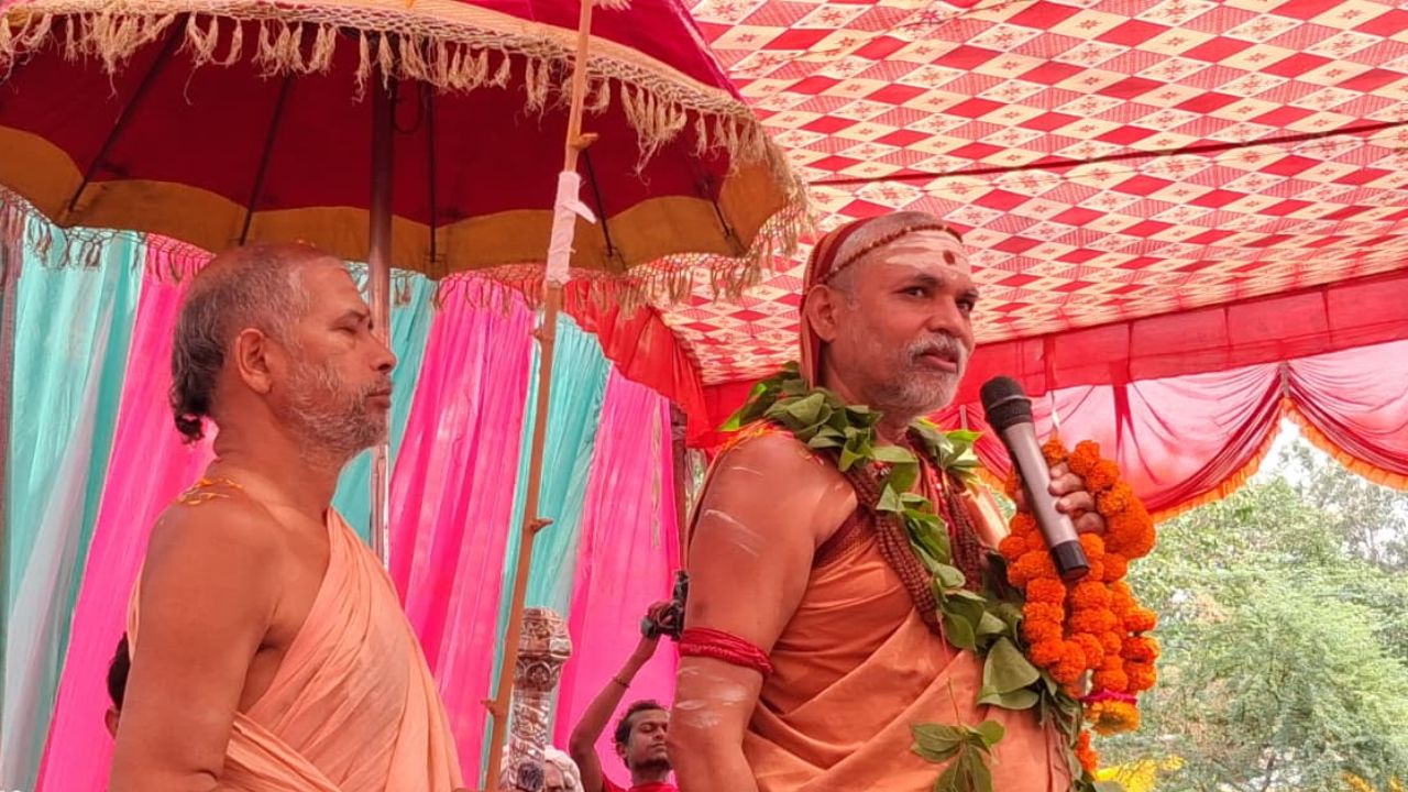 Shankaracharya Swami Avimukteshwaranand (1)