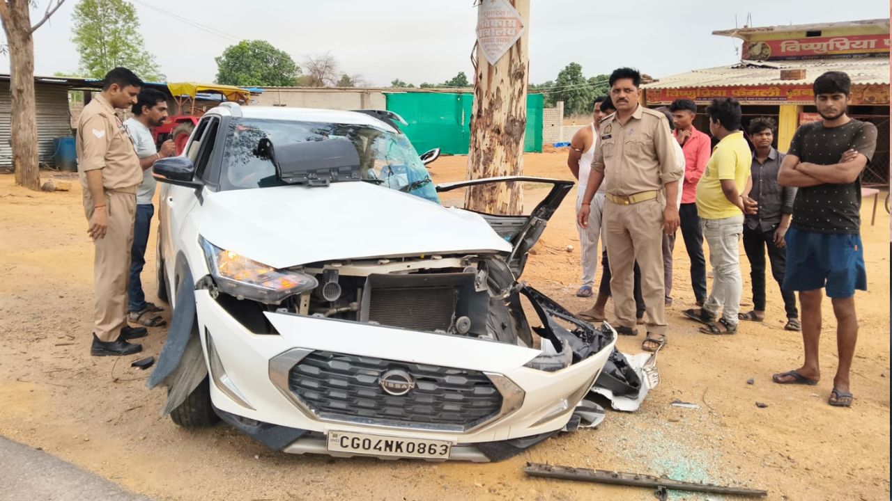 Sonbhadra Accident: Car vs Tanker टक्कर से उजड़ा परिवार, Ballia के रहने वाले महिला और ससुर की मौत; चार घायल
