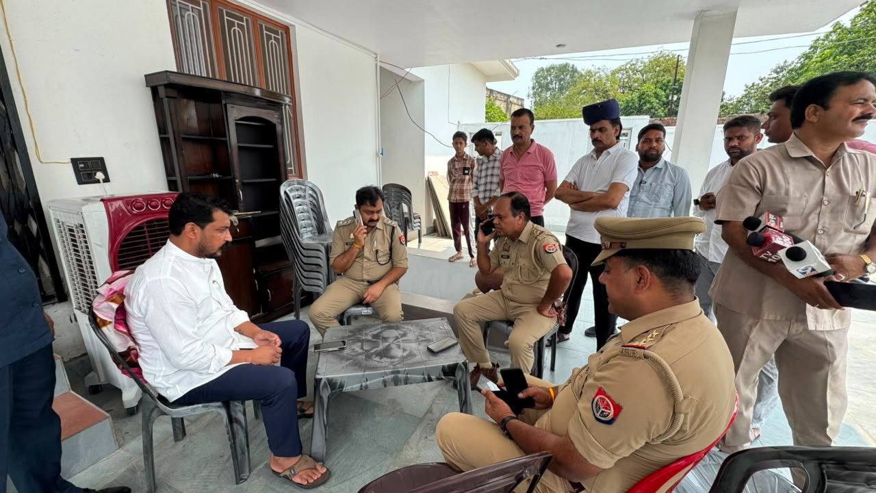 यूपी की बड़ी खबर: भीम आर्मी सुप्रीमो और सांसद चंद्रशेखर आजाद रावण को पुलिस ने किया हाउस अरेस्ट