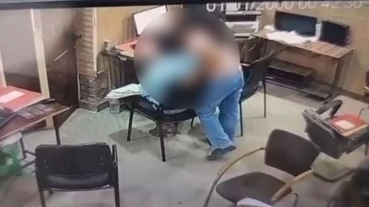 कोतवाली कार्यालय का वीडियो वायरल, पुलिस महकमे में मचा हड़कंप… सिपाही पर गिरी गाज