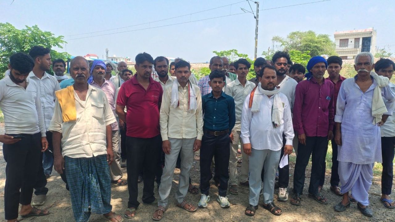 “विपक्षियों से मिले हैं दरोगा…”, बदायूं में पीड़ित दुकानदार ने SSP से मांगी सुरक्षा की गुहार