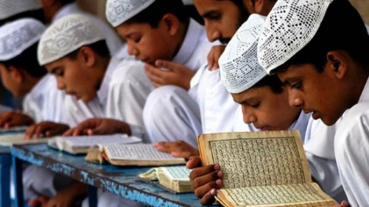 उत्तराखंड में मदरसा बोर्ड का अंत: 1 जुलाई से लागू होगा नया कानून, जानें क्या-क्या बदल जाएगा और कैसे संचालित होंगे मदरसे