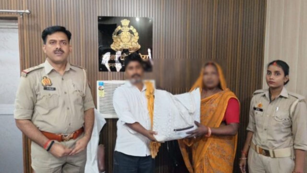 नहीं डगमगाया ईमान, ऑटो चालक की ईमानदारी बनी मिसाल