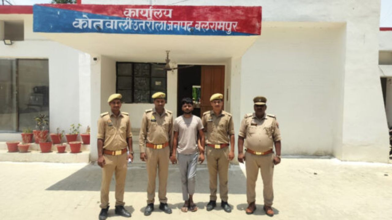 बलरामपुर में आधी रात को खटपट, गैस सिलेंडर चुराकर भाग रहे थे शातिर चोर, लोगों ने घेराबंदी कर एक को दबोचा